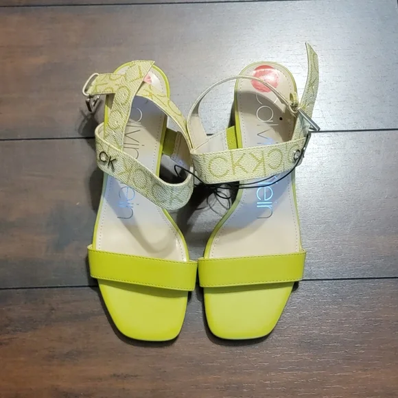 Calvin klein yellow sandals deals